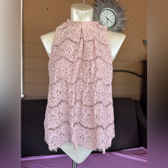 Shirt - Picture 2 of 3